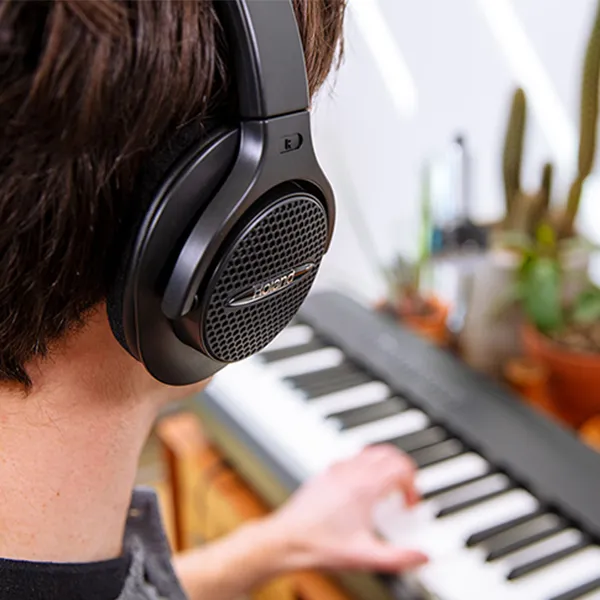 Music City – Tổng Kho Piano, Guitar, Organ | Dịch Vụ Giáo Dục Âm Nhạc