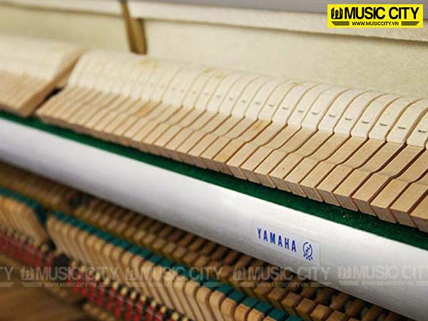 Đàn Piano Yamaha MC108C - Ảnh 11