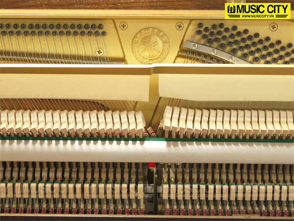 Đàn Piano Yamaha MC10WnC - Ảnh 4