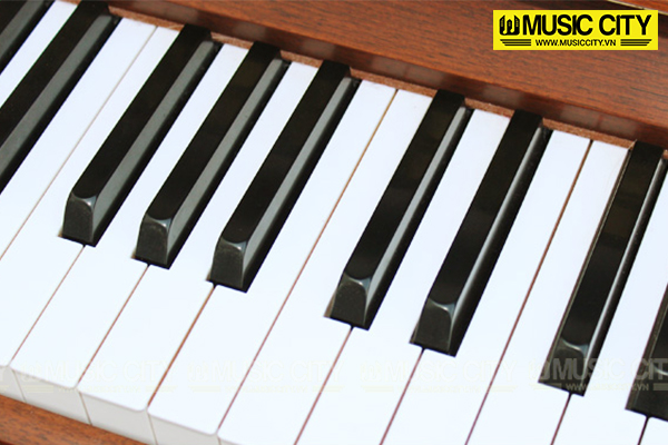 Đàn Piano Yamaha YU10Wn - Ảnh 3