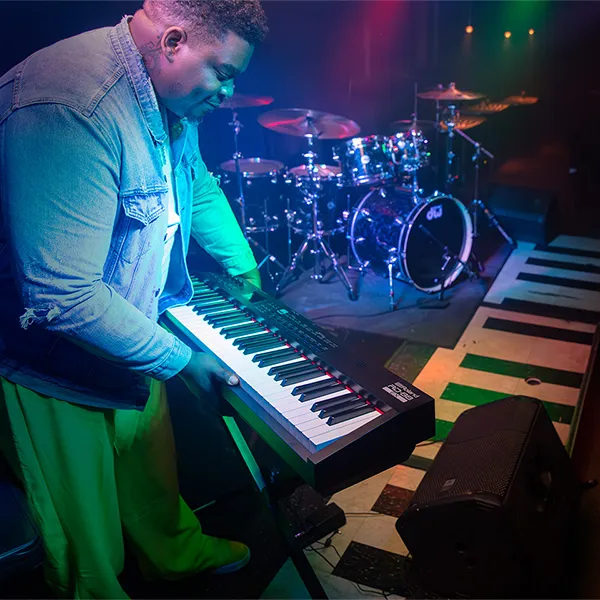 Music City – Tổng Kho Piano, Guitar, Organ | Dịch Vụ Giáo Dục Âm Nhạc