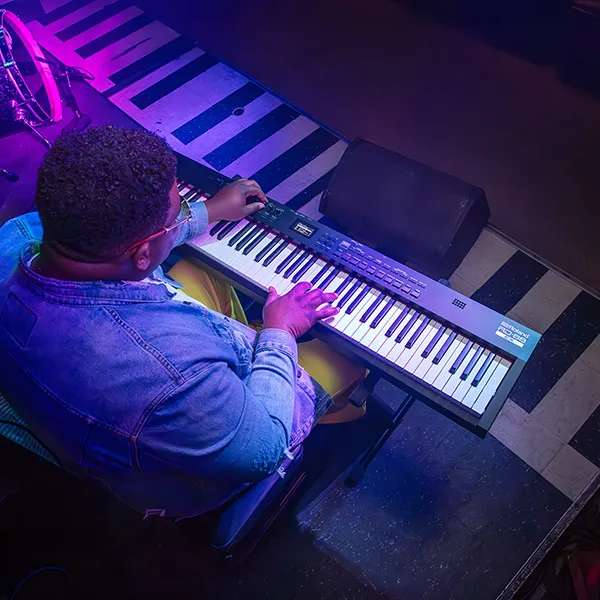 Music City – Tổng Kho Piano, Guitar, Organ | Dịch Vụ Giáo Dục Âm Nhạc