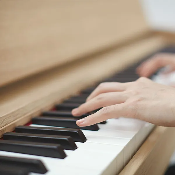 dan-piano-roland-kiyola-kf10-musiccity