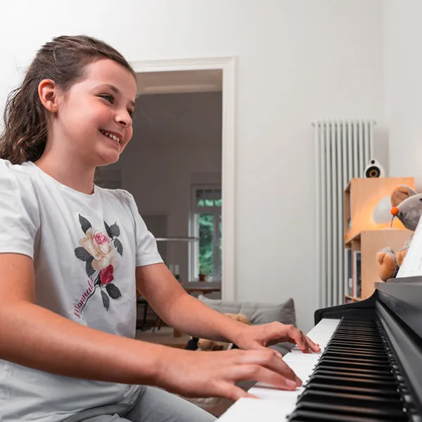 Music City – Tổng Kho Piano, Guitar, Organ | Dịch Vụ Giáo Dục Âm Nhạc
